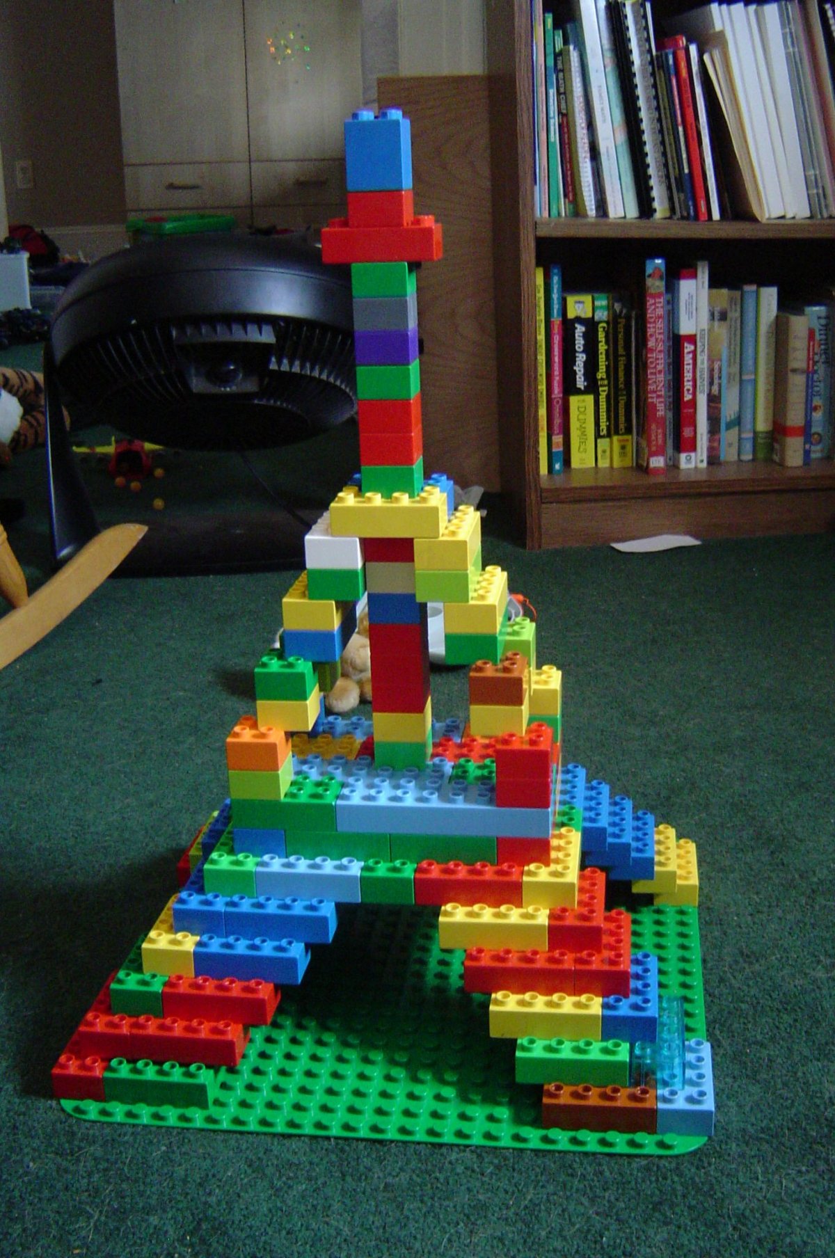 Эйфелева башня лего Duplo