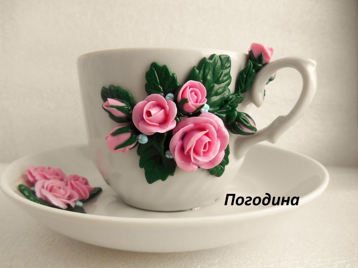 Кружка с розами из полимерной глины