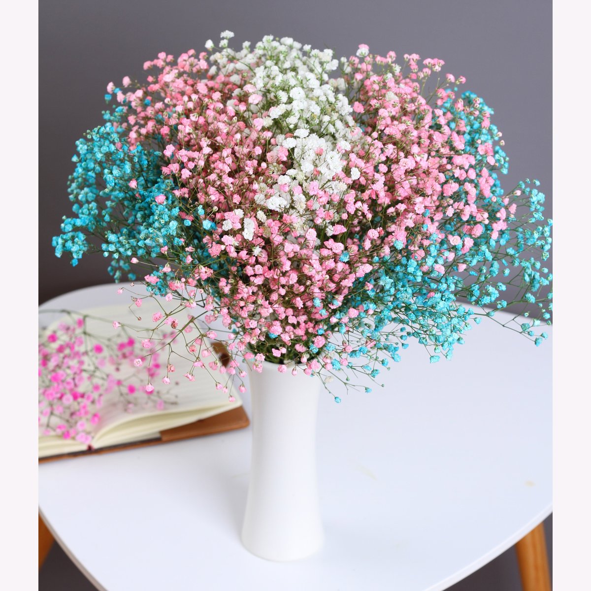 Букет цветов сухоцветов гипсофилы