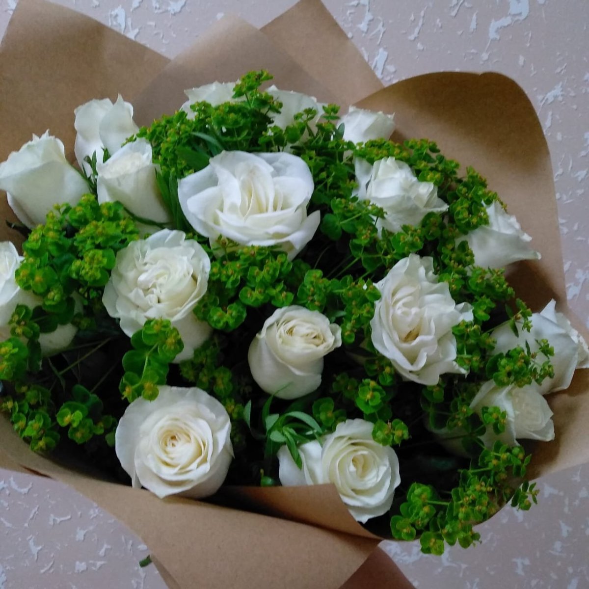 Букет из белых роз