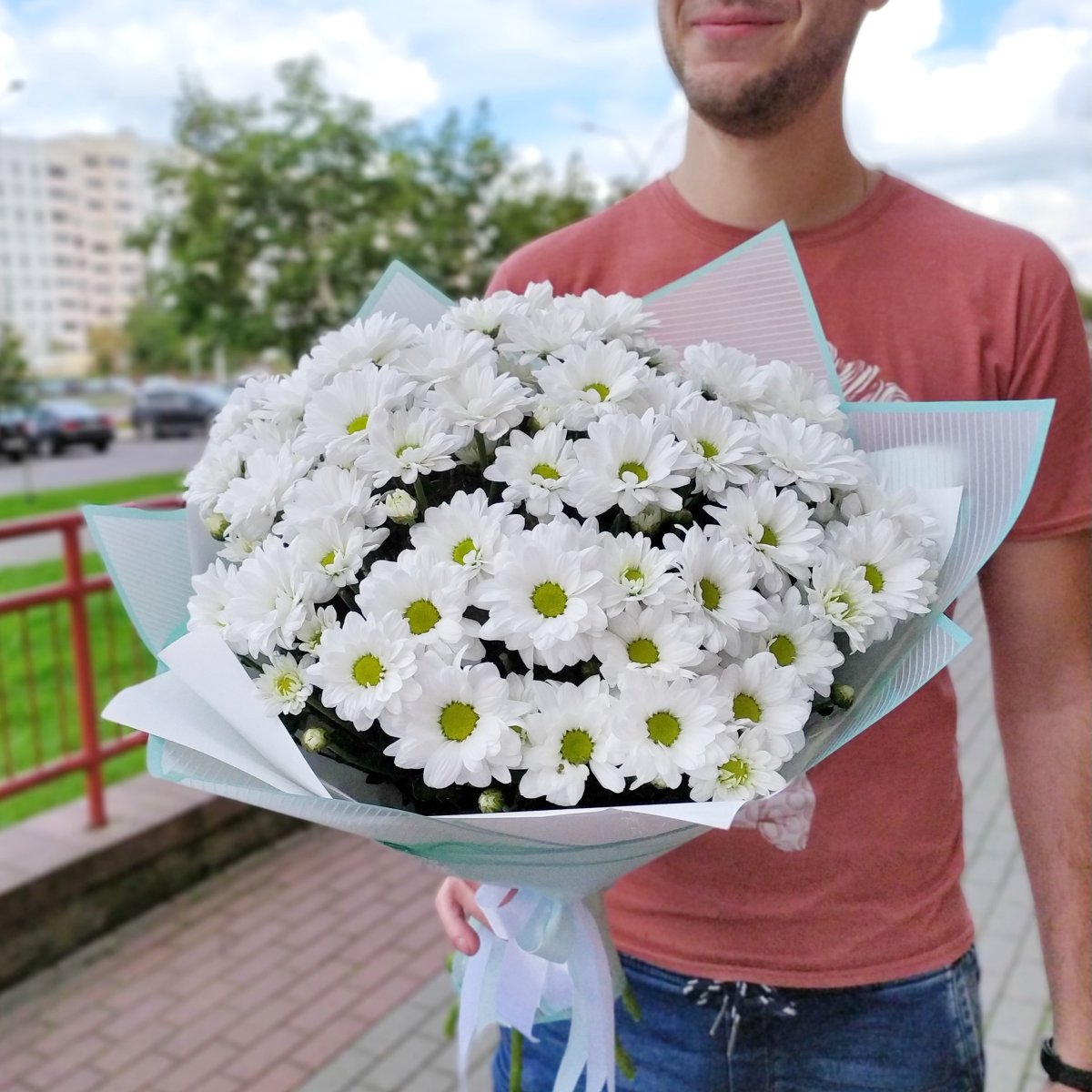 Букет ромашковидных хризантем