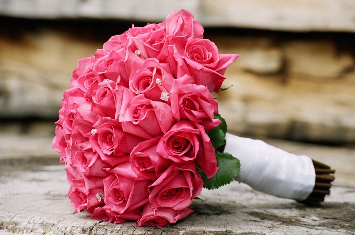 Букет невесты розовые розы