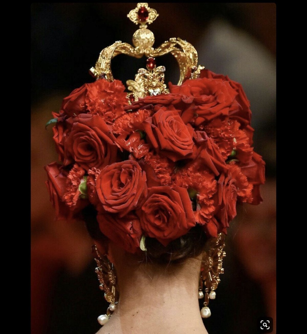 Dolce Gabbana розы корона