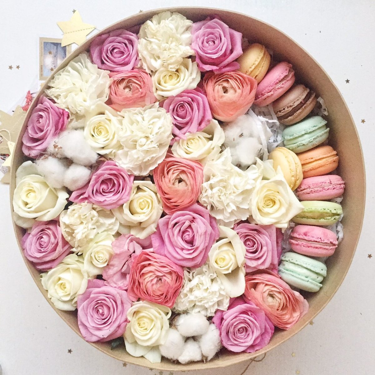 Цветочные коробки с макаронами