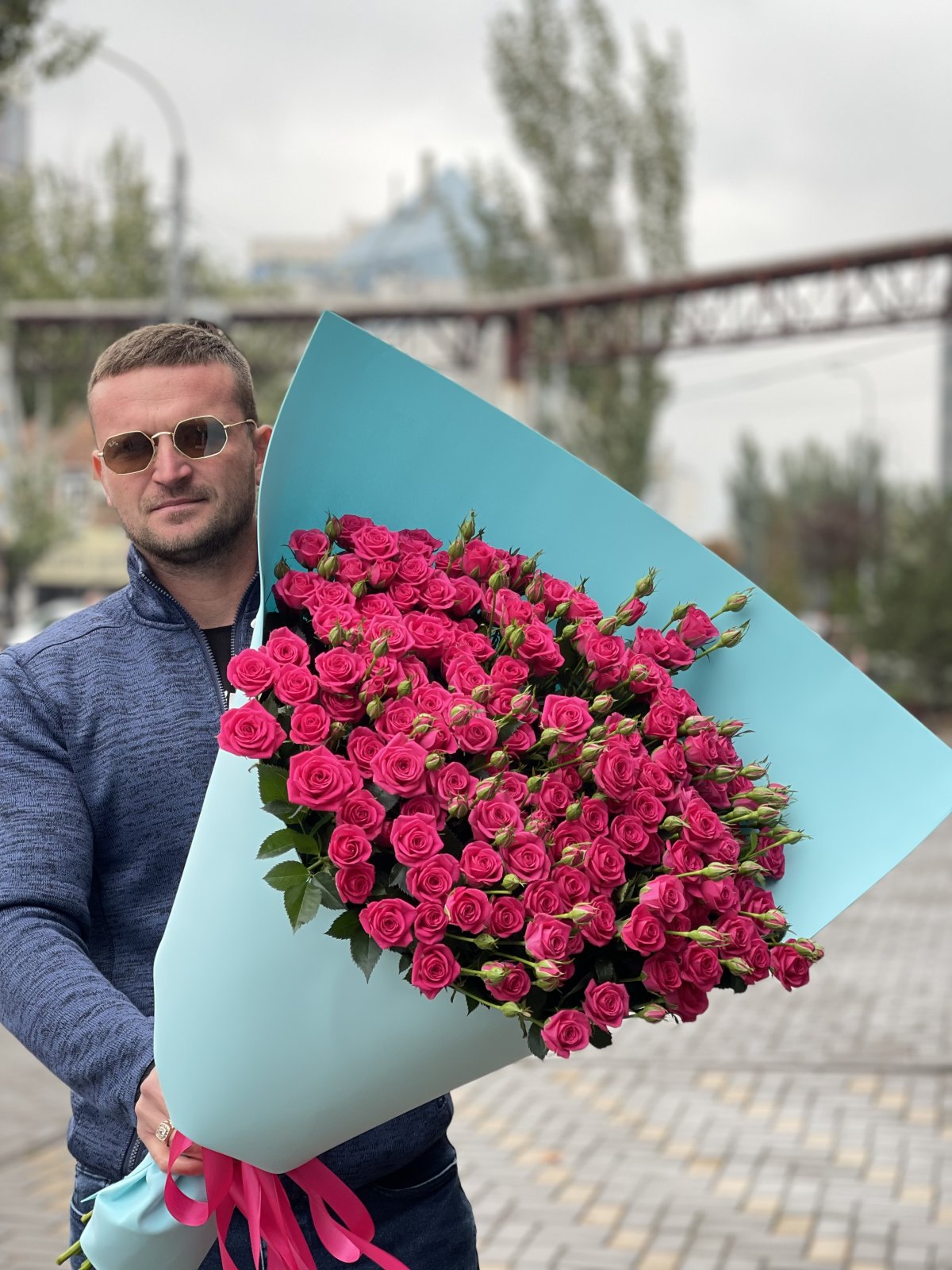 Собрать букет с кустовыми розами