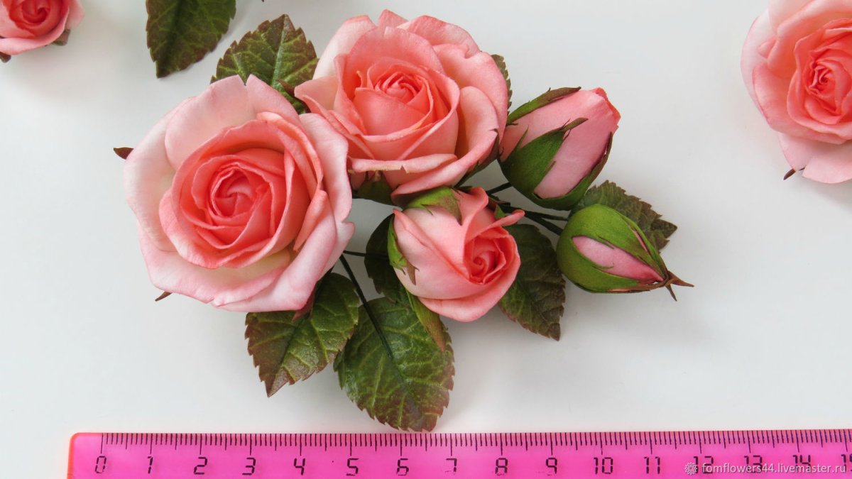 Розы из фоамирана
