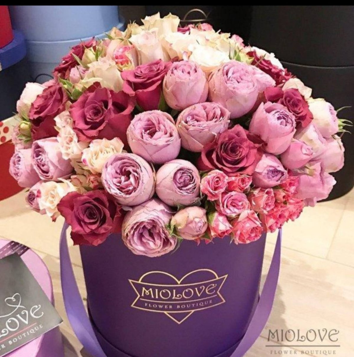 Шикарные букеты в коробках